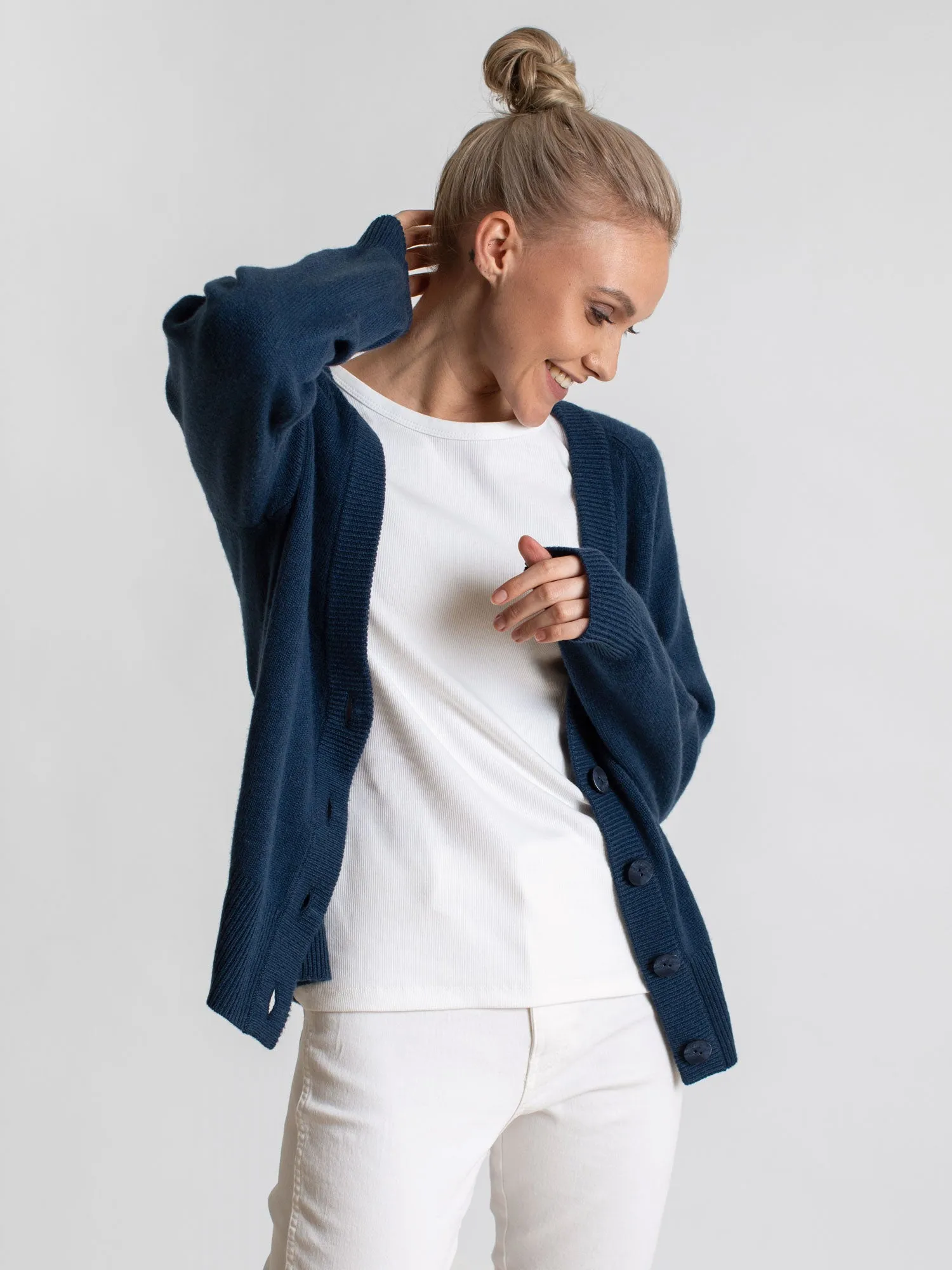 Cashmere cardigan "Eir" - mountain blue