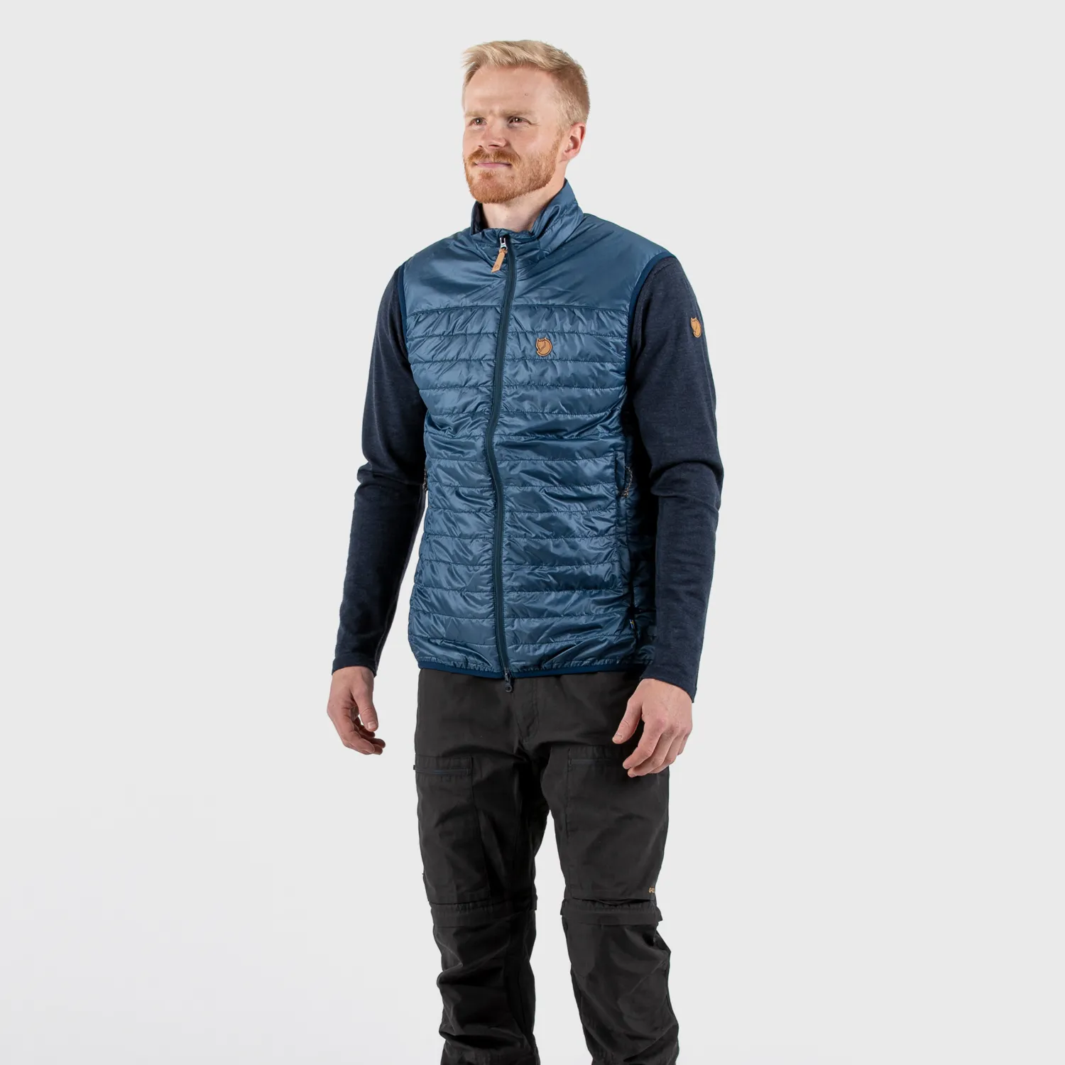 Fjällräven Men&#x27;s Abisko Padded Vest Storm | Buy Fjällräven Men&#x27;s Abisko Padded Vest Storm here | Outnorth