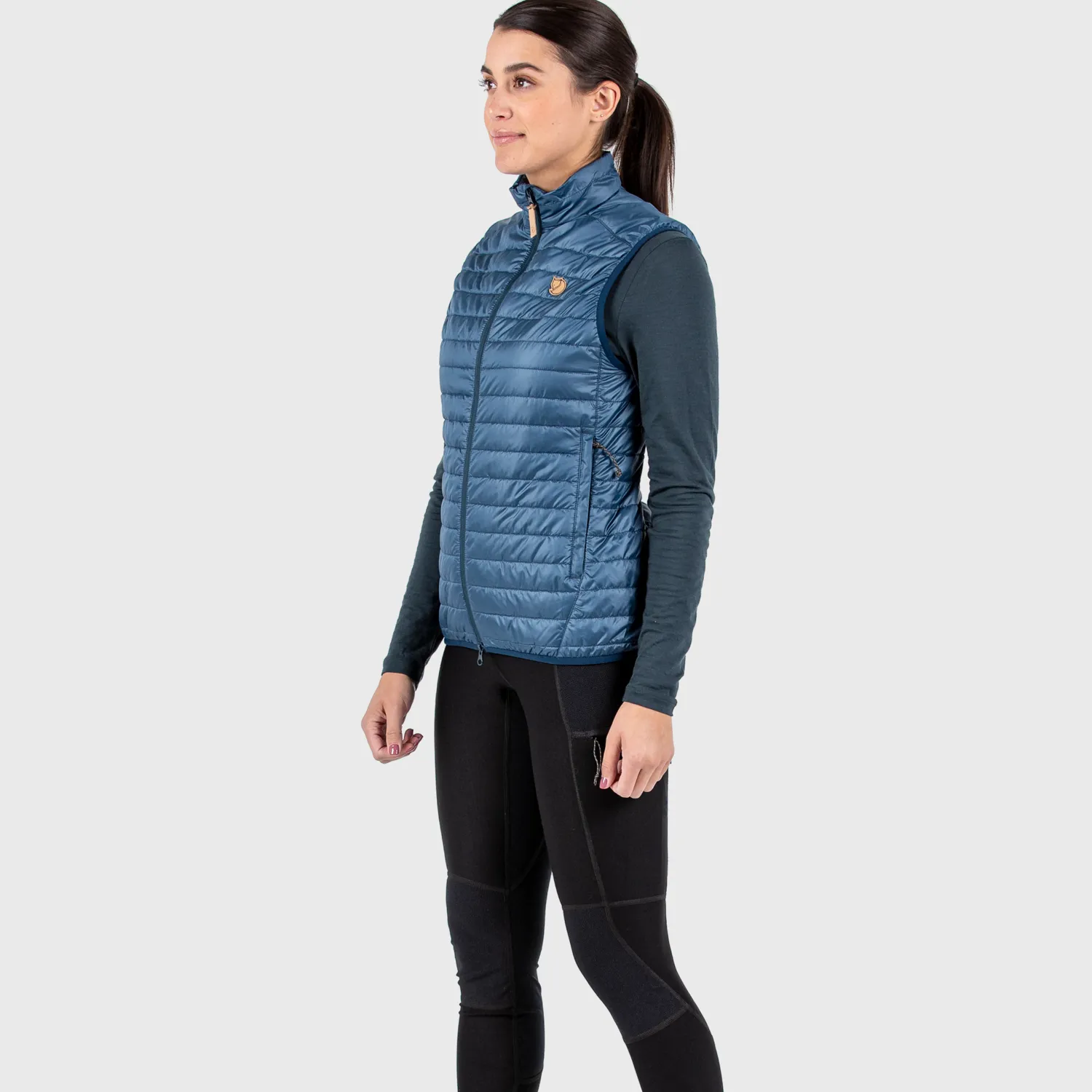 Fjällräven Women&#x27;s Abisko Padded Vest Laurel Green | Buy Fjällräven Women&#x27;s Abisko Padded Vest Laurel Green here | Outnorth