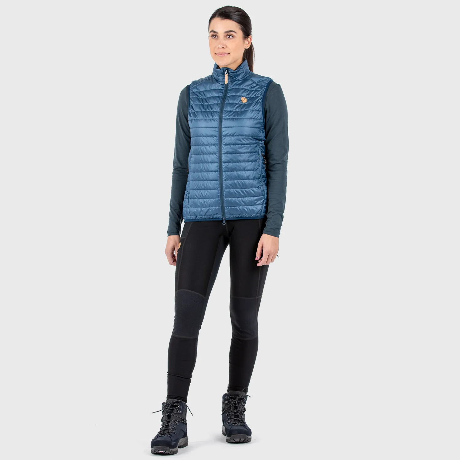 Fjällräven Women&#x27;s Abisko Padded Vest Laurel Green | Buy Fjällräven Women&#x27;s Abisko Padded Vest Laurel Green here | Outnorth