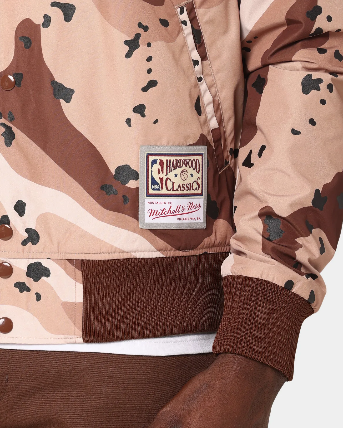 Mitchell & Ness Los Angeles Lakers Camo Ref Jacket Sand Camo