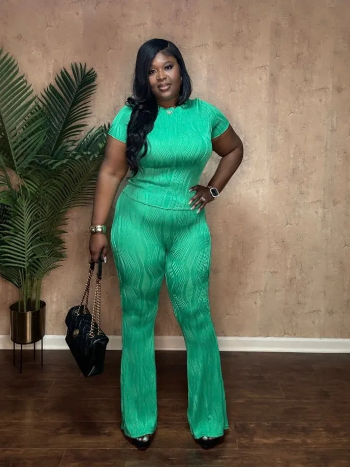 PRETTY PLEATED FLARE PANTS SET (Kelly Green)