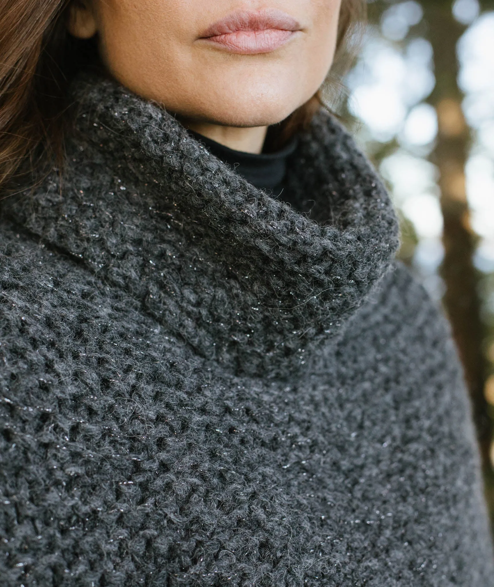 Shoulder Cozy Using Rowan Brushed Fleece and Lana Grossa Brillino