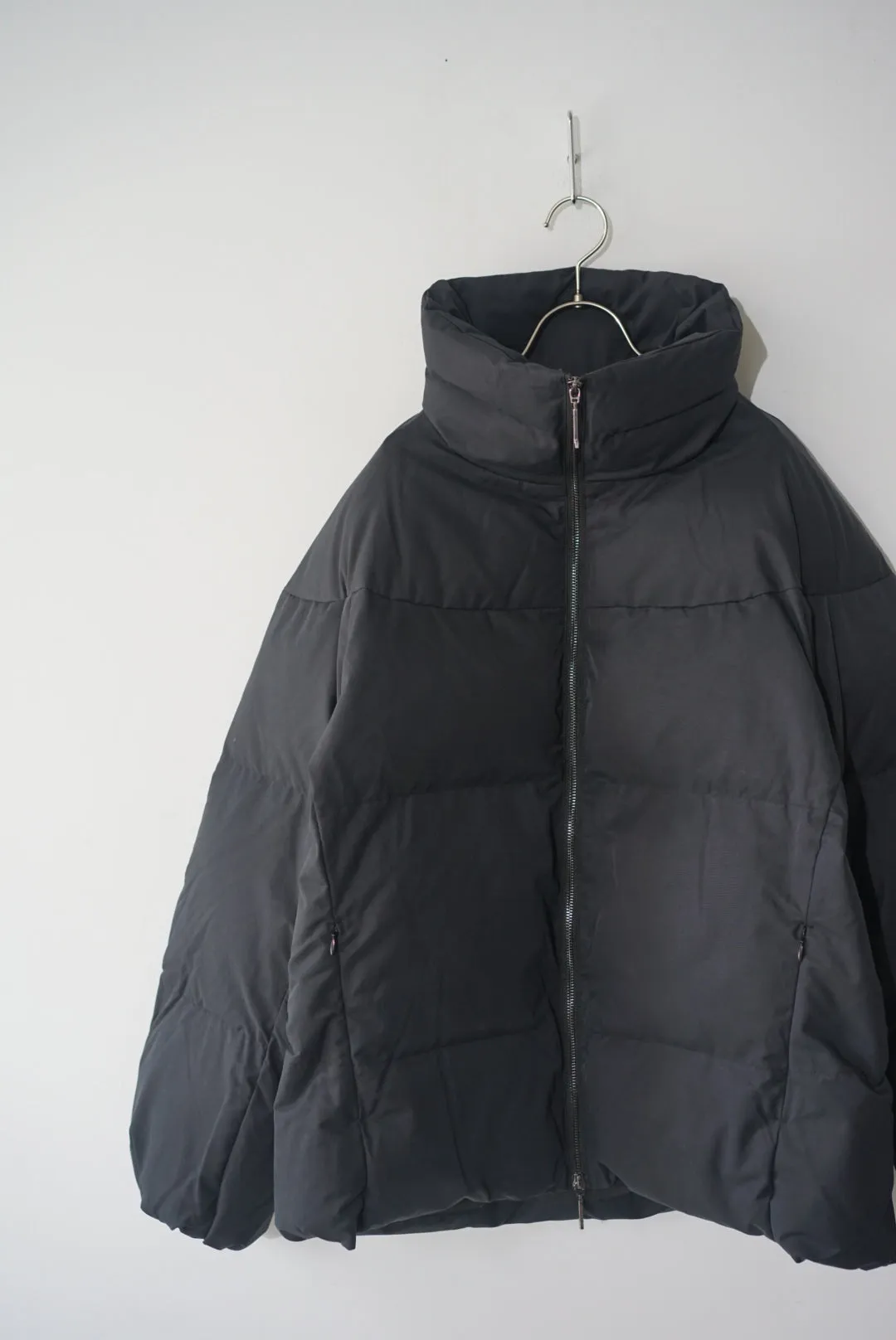 STUDIO NICHOLSON / SHORT PADDED JACKET