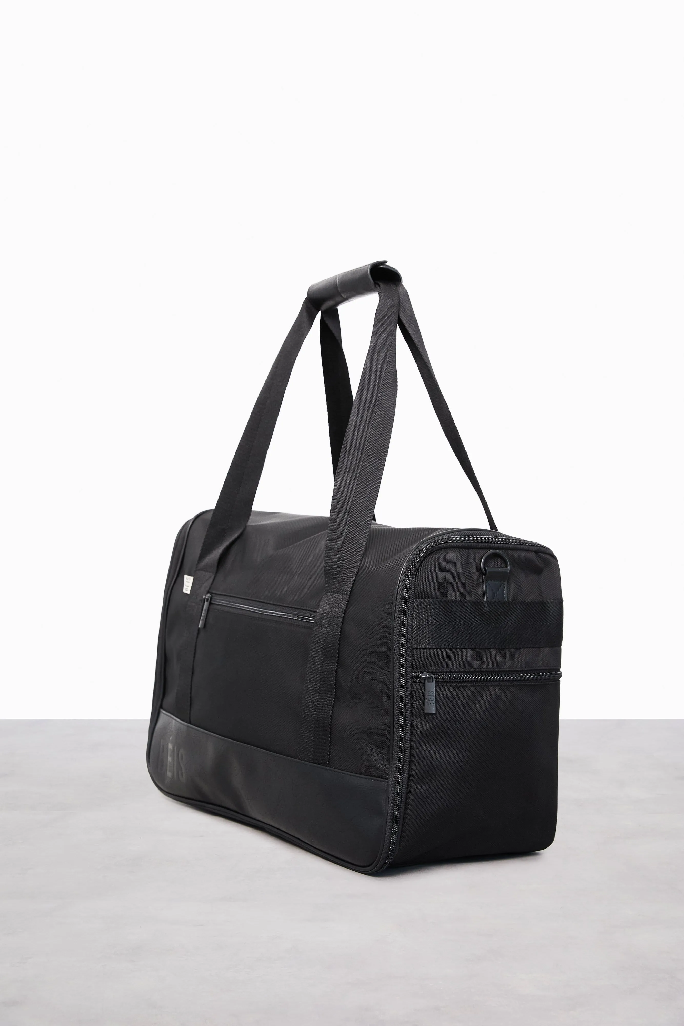 The Hanging Duffle in Black