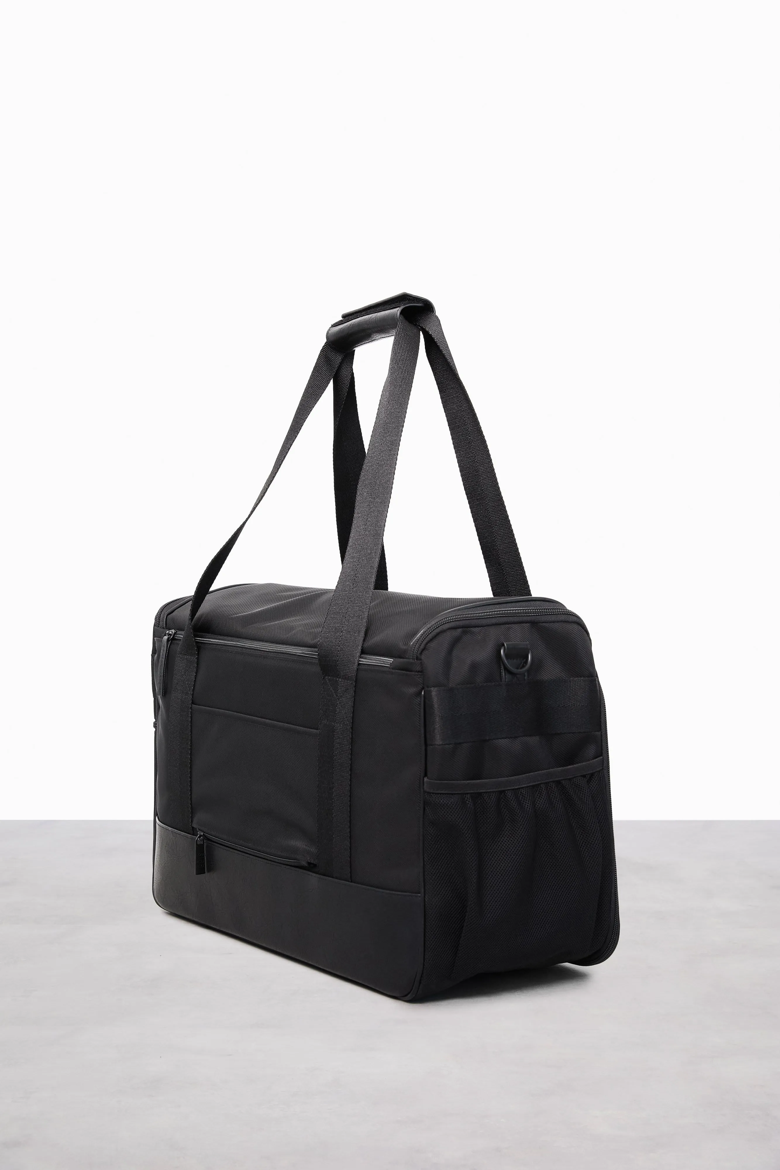 The Hanging Duffle in Black