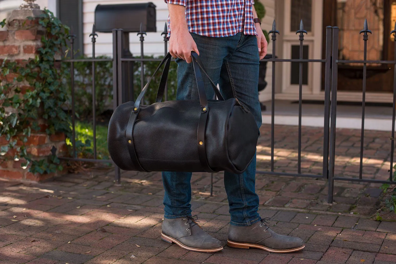 WILLIAM LEATHER WEEKENDER DUFFLE BAG