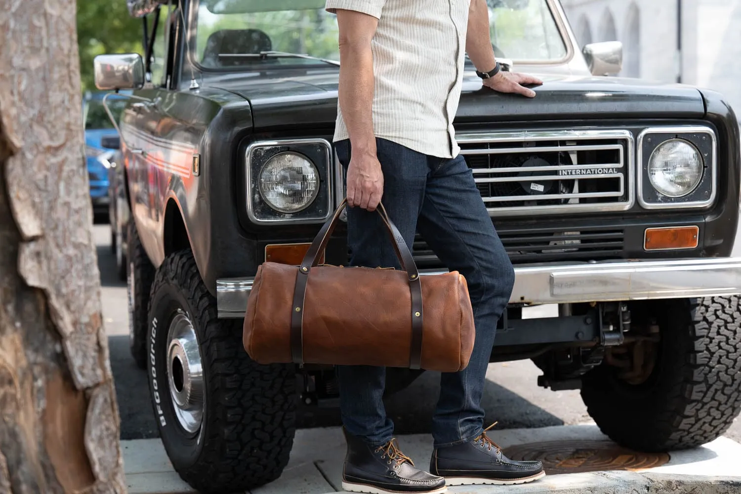 WILLIAM LEATHER WEEKENDER DUFFLE BAG